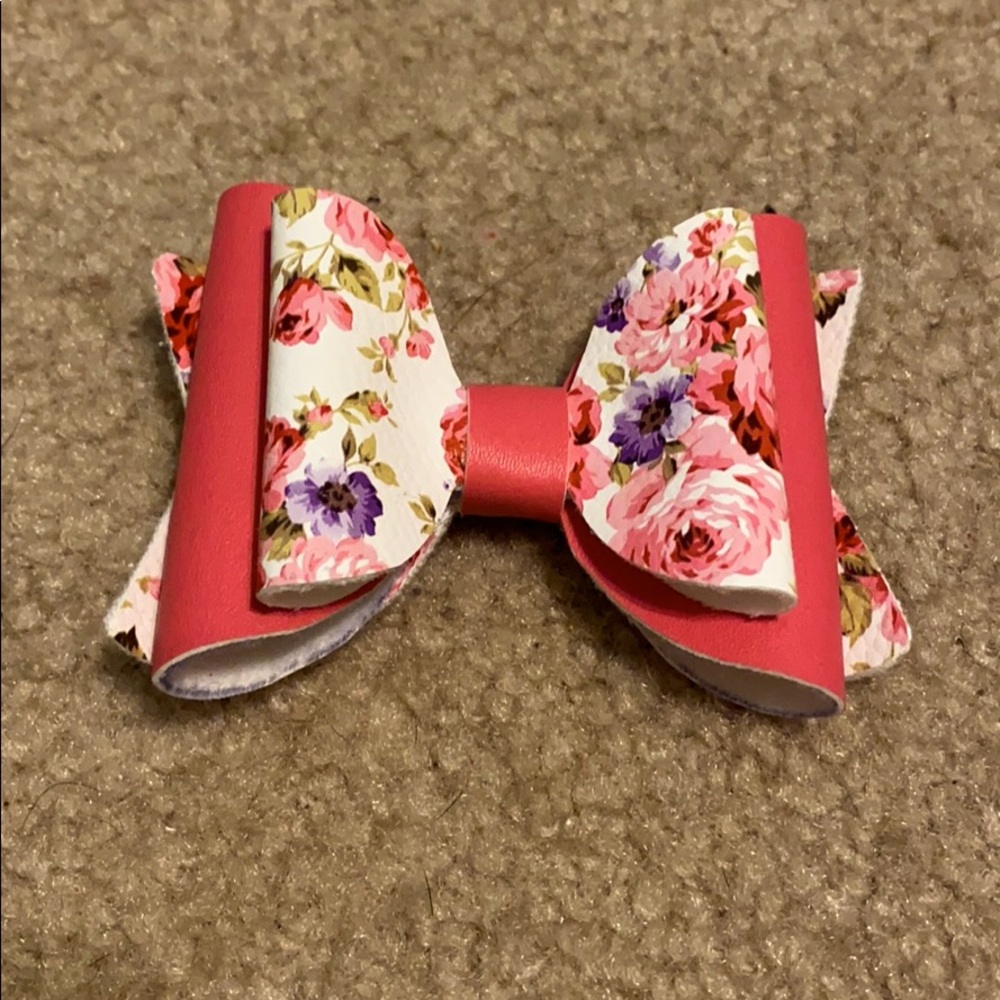 Homemade Bow✨
